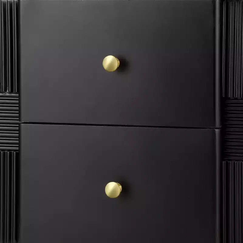 Table de chevet moderne minimaliste avec 2 tiroirs de rangement, poignées et pieds en métal doré, design texturé unique