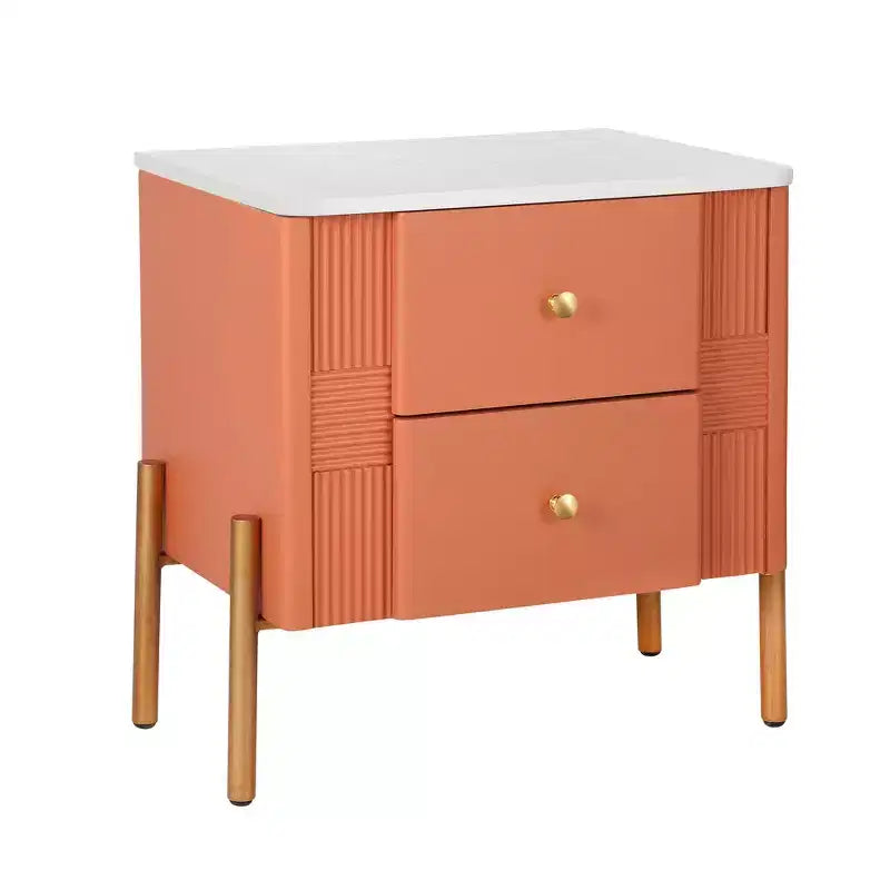 Table de chevet moderne minimaliste avec 2 tiroirs de rangement, poignées et pieds en métal doré, design texturé unique